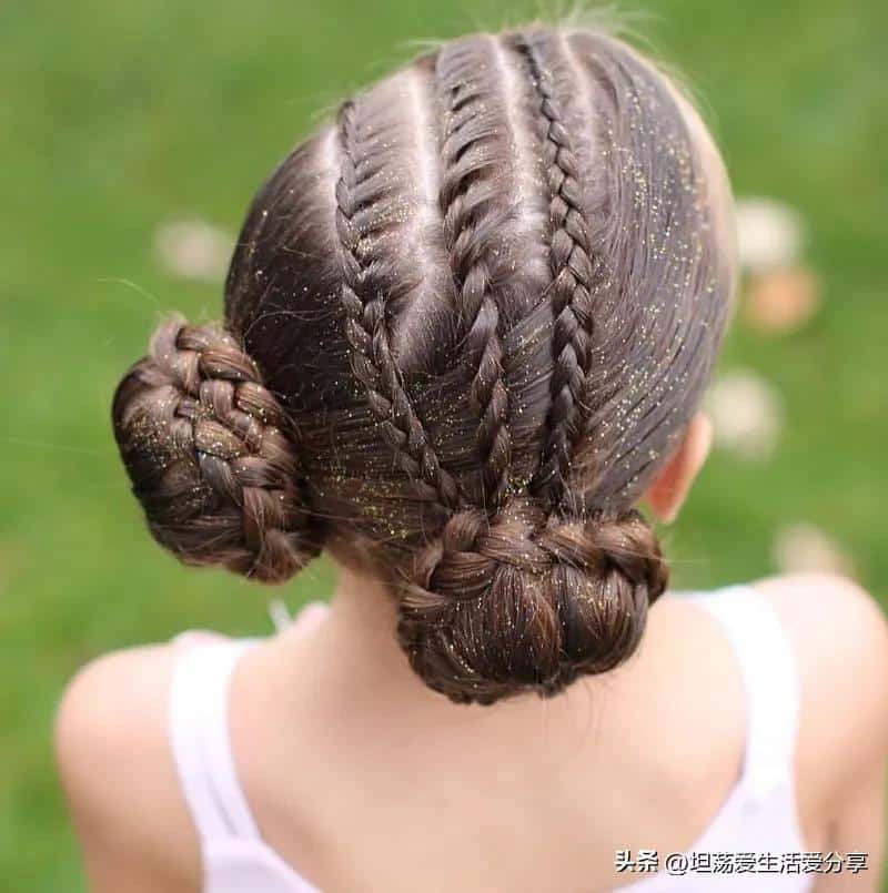 3岁女宝扎头发发型图片