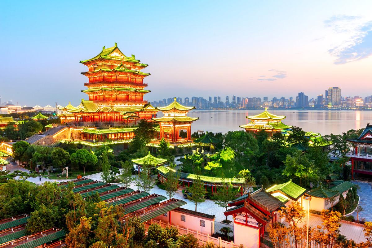 江西旅游必去十大景点排名(南昌最值得去的10个好玩的出名古镇景点